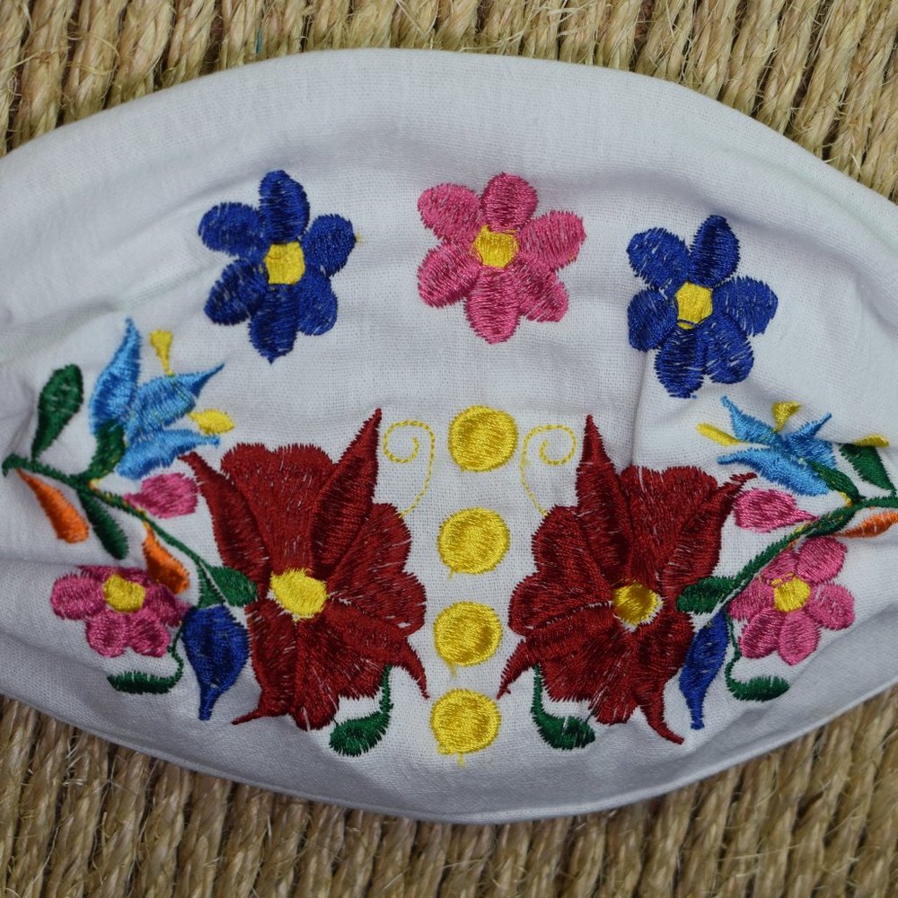 Jardin de Flores Mexicanas Face Masks